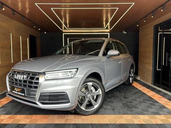 AUDI Q5 2.0 TFSI GASOLINA PRESTIGE PLUS S TRONIC AUDI Q5 2.0 TFSI GASOLINA PRESTIGE PLUS S TRONIC